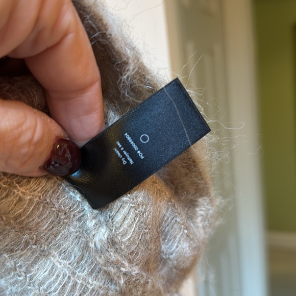 Rag & Bone gorgeous Alpaca blend sweater. NWOT! So lightweight and WARM size M - Picture 3 of 6